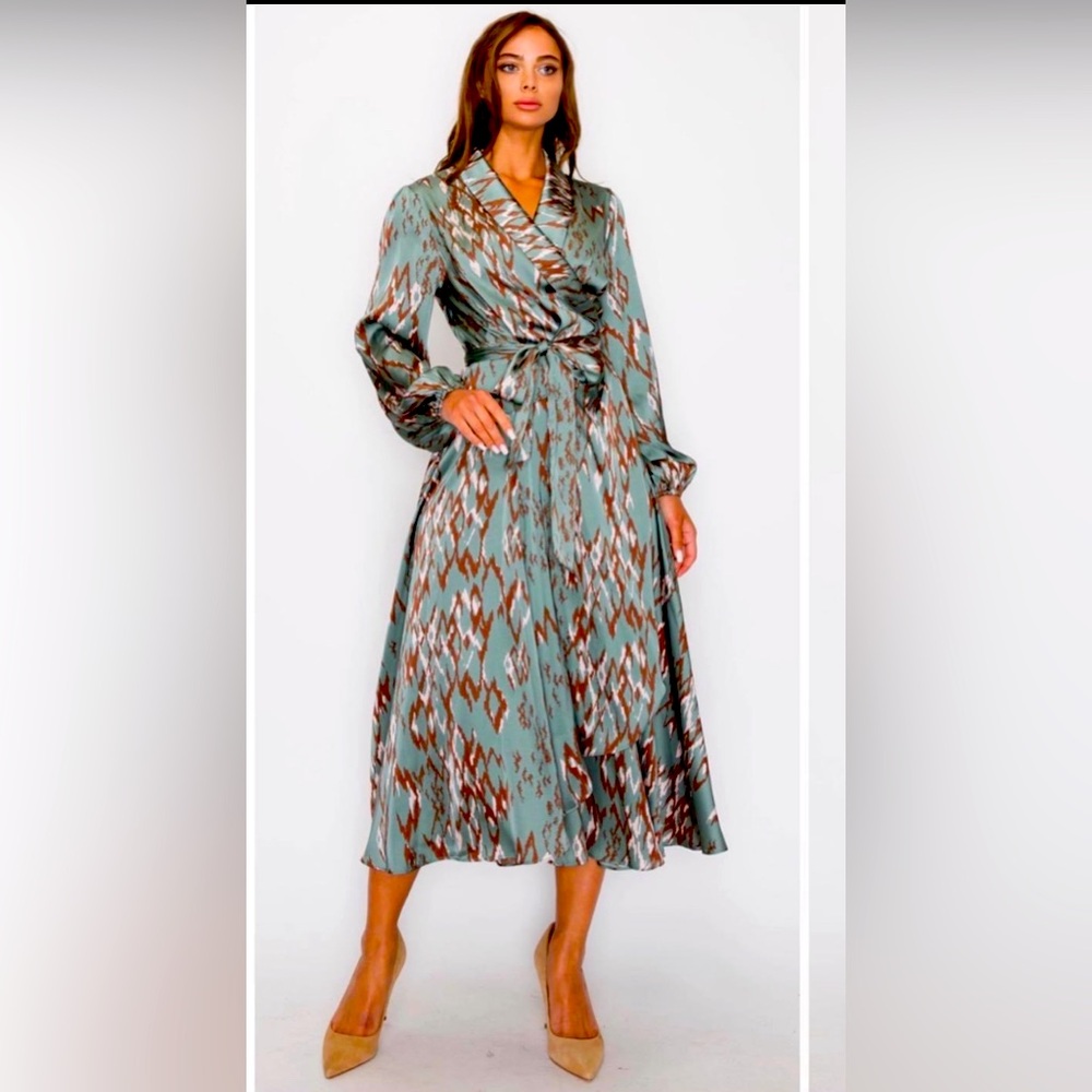 All Over Print Shawl Color Wrap Dress in Sage Multi Size Large